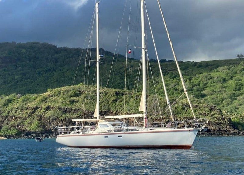 Amel 54 2006 for sale in Tahiti