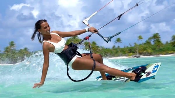 Kitesurfing in tetiaroa Kitesurfing from a catamaran in French Polynesia