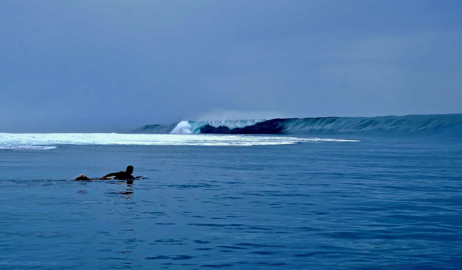 Teahupoo surfing You can anchor near the famous wave at Teahupoo Tahiti