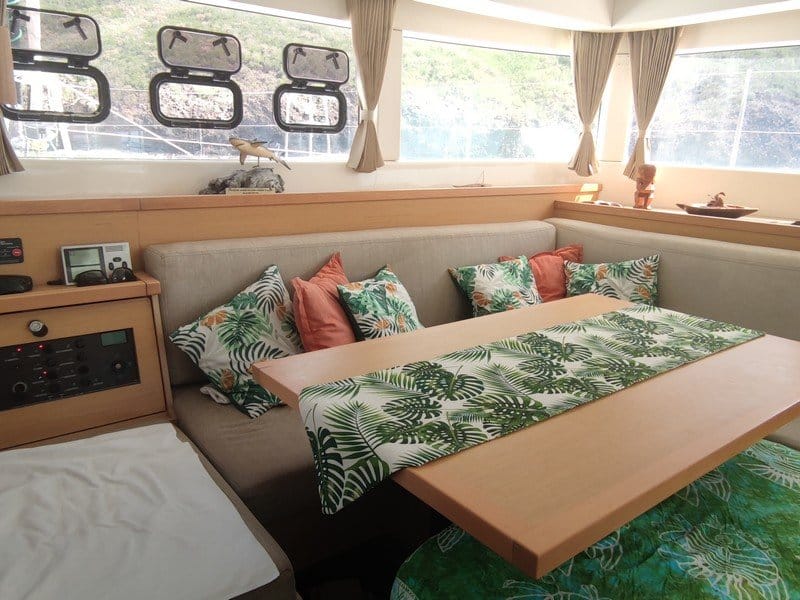 026 Lagoon 39 owners version 2014 TiAmaraa