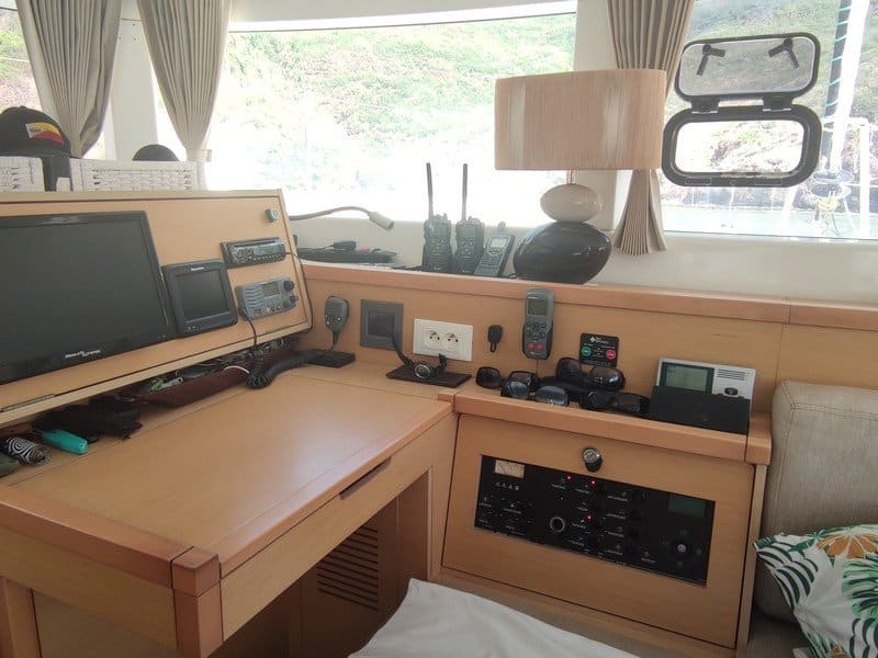 028 Lagoon 39 owners version 2014 TiAmaraa