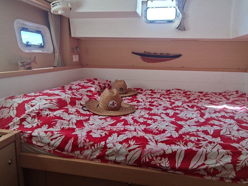 029 Lagoon 39 owners version 2014 TiAmaraa