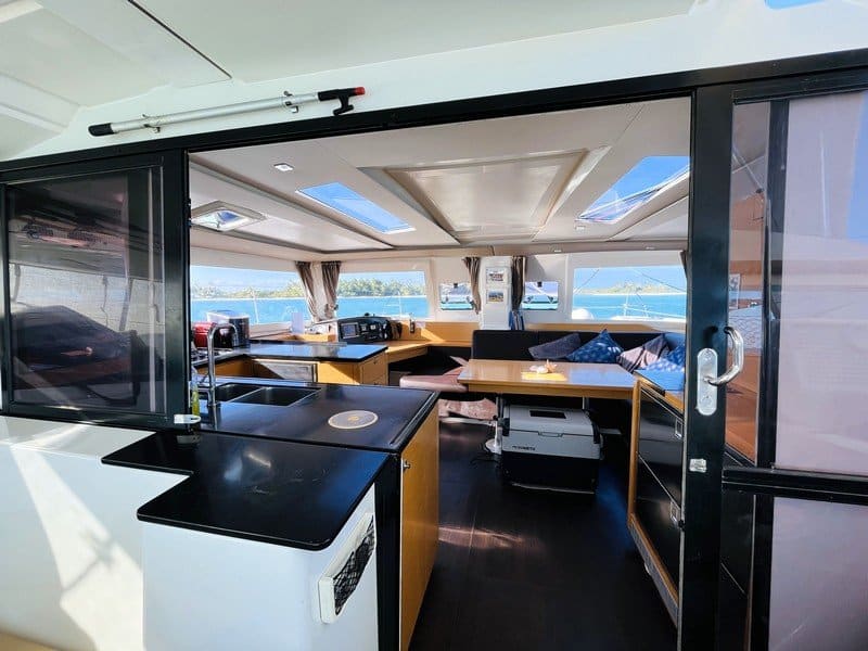 017 Fountaine Pajot Helia 44 – Ella