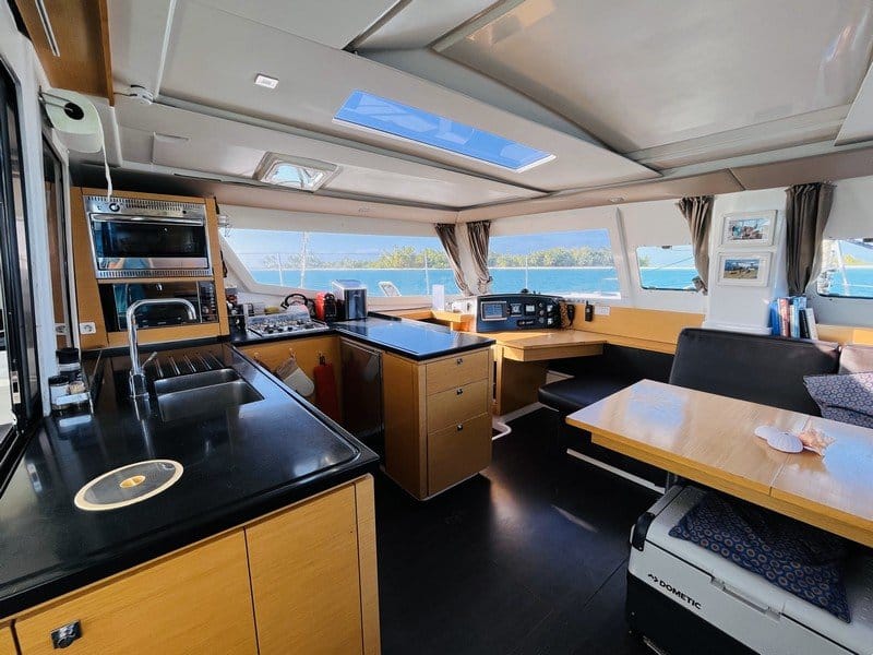 019 Fountaine Pajot Helia 44 – Ella