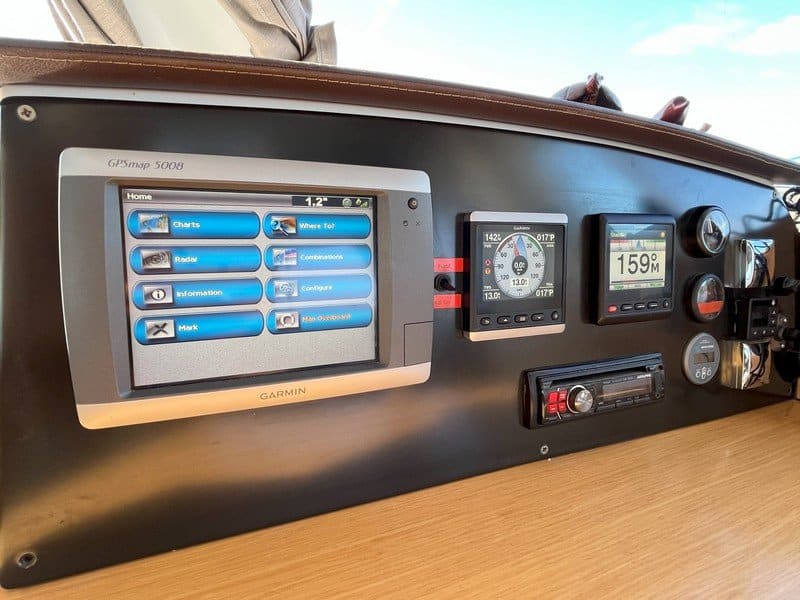 028 Fountaine Pajot Helia 44 – Ella