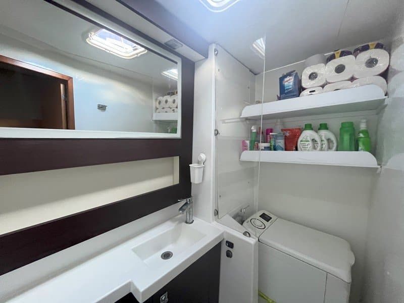 041 Fountaine Pajot Helia 44 – Ella