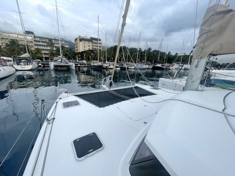 047 Fountaine Pajot Helia 44 – Ella