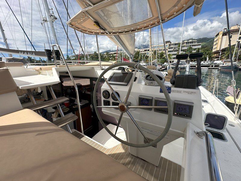 053 Fountaine Pajot Helia 44 – Ella