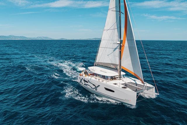 Banque images Excess 13 catamaran excess 13