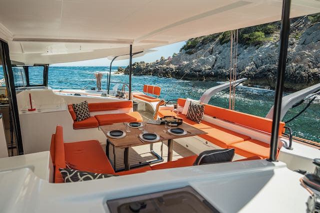 Banque images Excess 13 catamaran excess 13