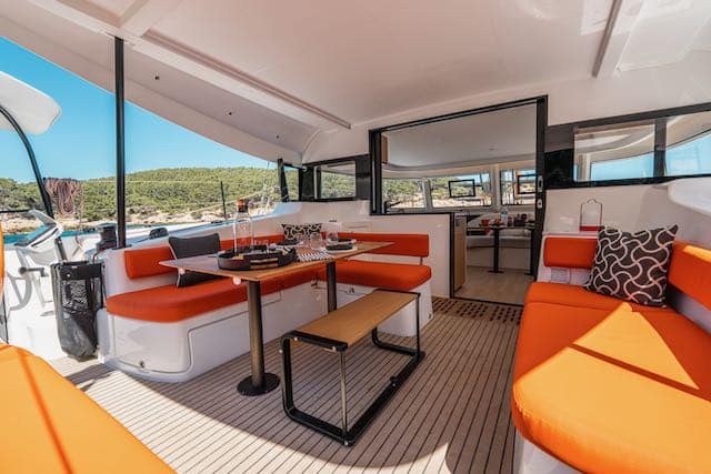 Banque images Excess 13 catamaran excess 13