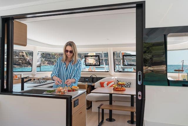 Banque images Excess 13 catamaran excess 13