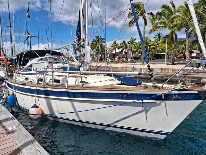 Hallberg-Rassy 39 for sale in Tahiti