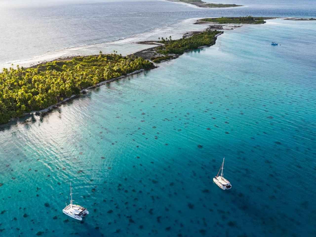 Excess 11 Molokoi in Tuamotus 2