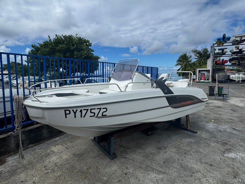 Beneteau Flyer 6.6 Space Deck Pilot Edition (2015)