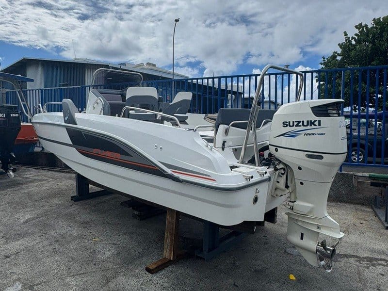 002 Beneteau Flyer 6.6 Space Deck Pilot Edition (2015)