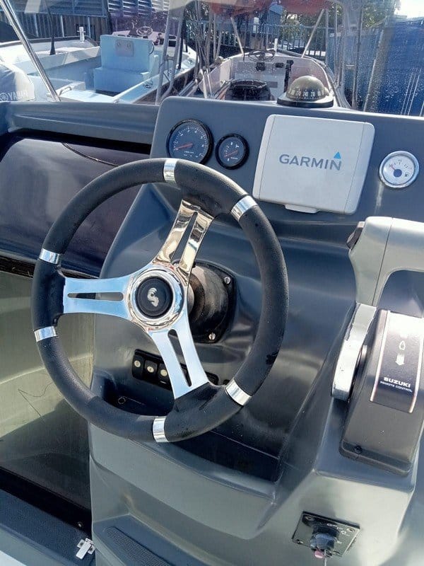 014 Beneteau Flyer 6.6 Space Deck Pilot Edition (2015)