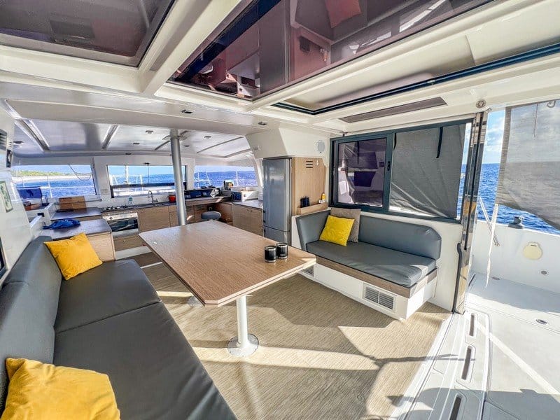 Bali 4.0 owners version catamaran – Karma_20