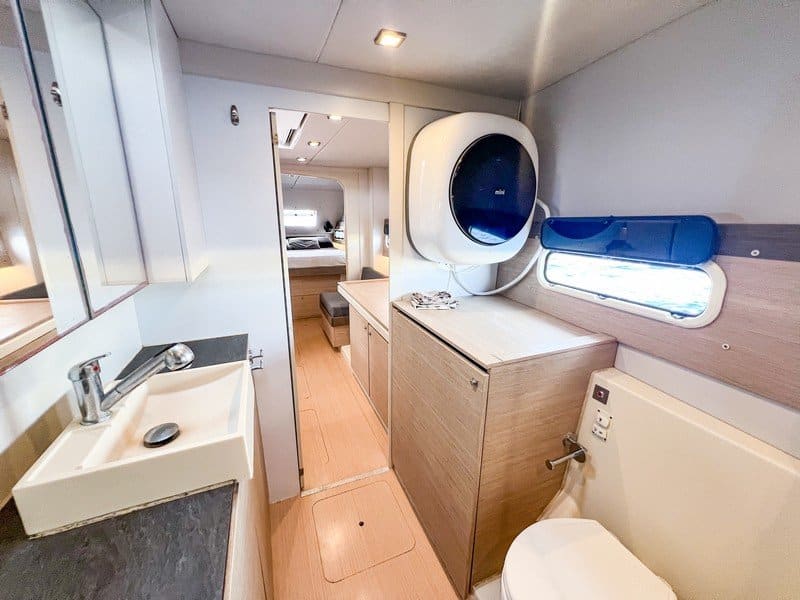 Bali 4.0 owners version catamaran – Karma_7