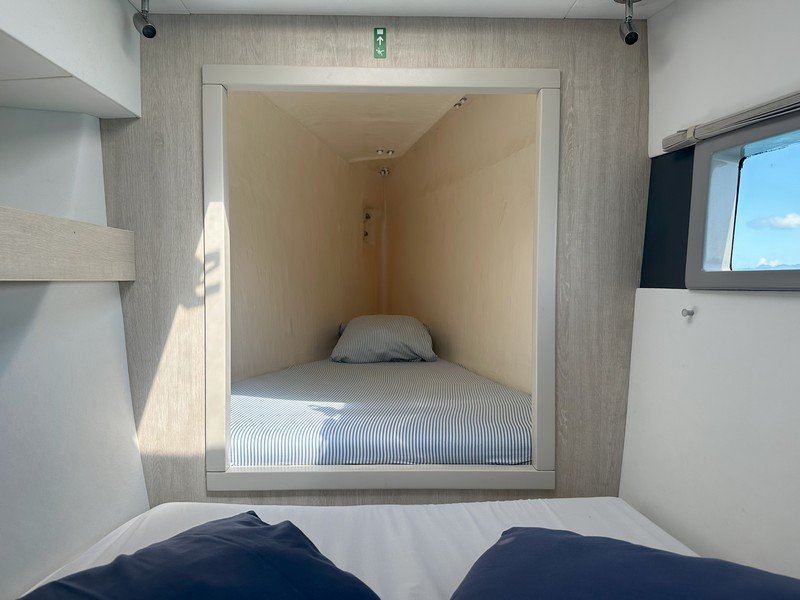Leopard 40 4 cabin version catamaran – YRREEL 34