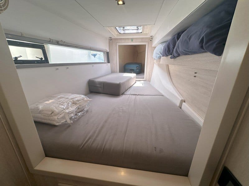 Leopard 40 4 cabin version catamaran – YRREEL 37