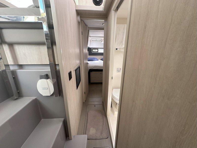Leopard 40 4 cabin version catamaran – YRREEL 38