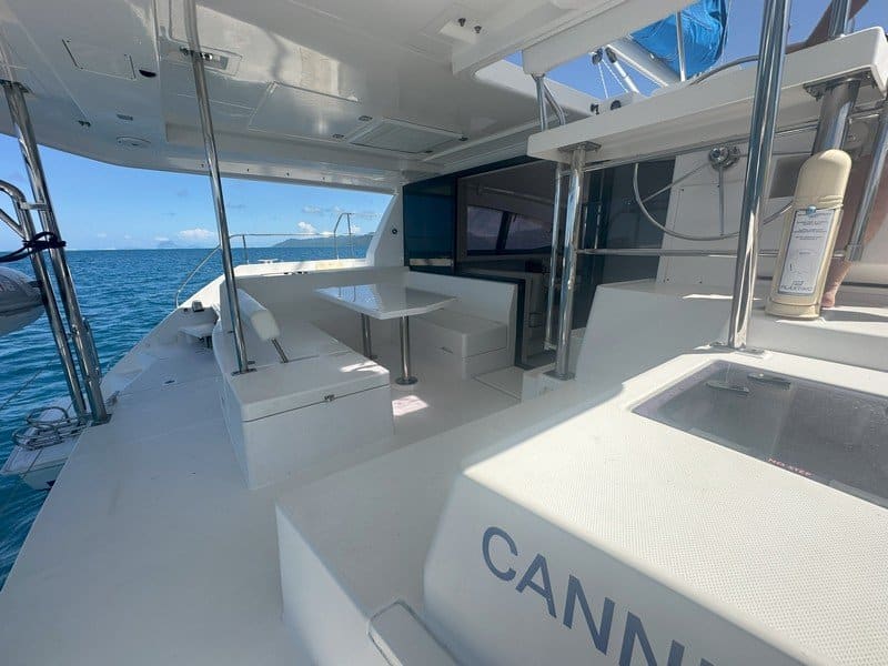 Leopard 40 4 cabin version catamaran – YRREEL 48