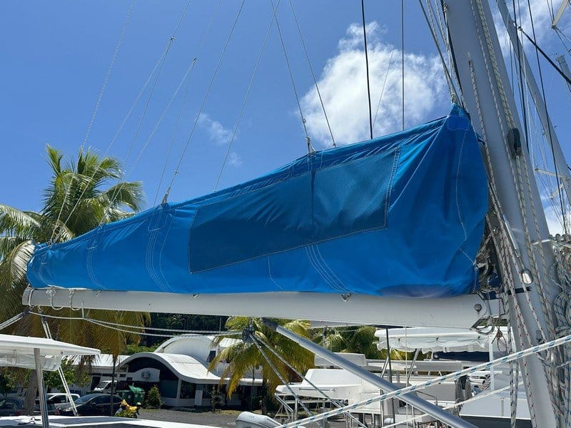 Leopard 40 4 cabin version catamaran – YRREEL 56