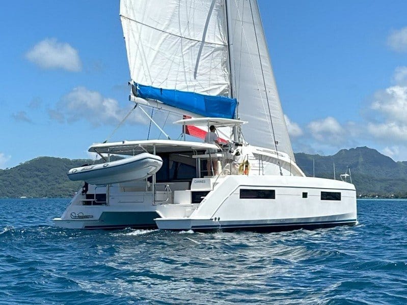 Leopard 40 4 cabin version catamaran – YRREEL 64