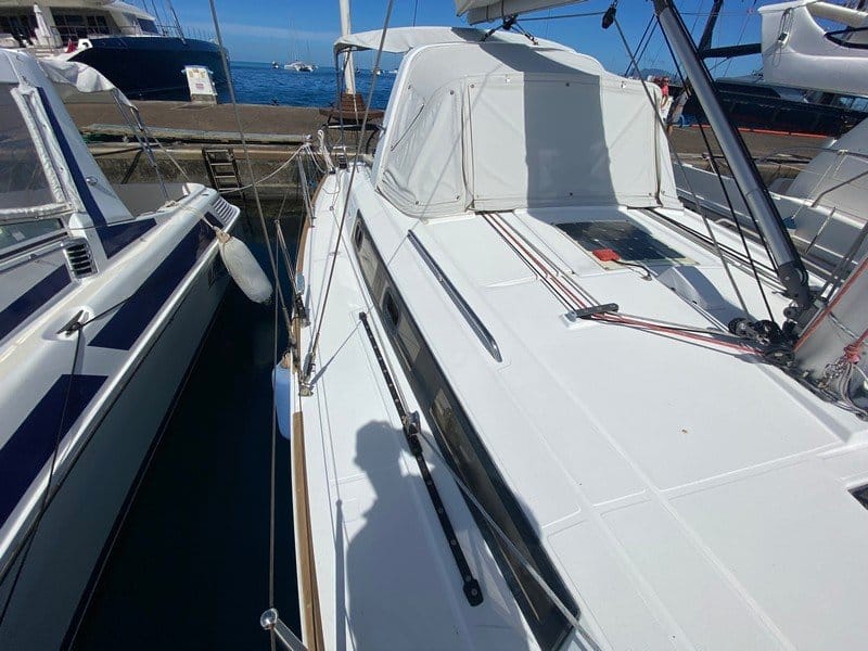 003oceanis 38 cruiser Miss Lucie