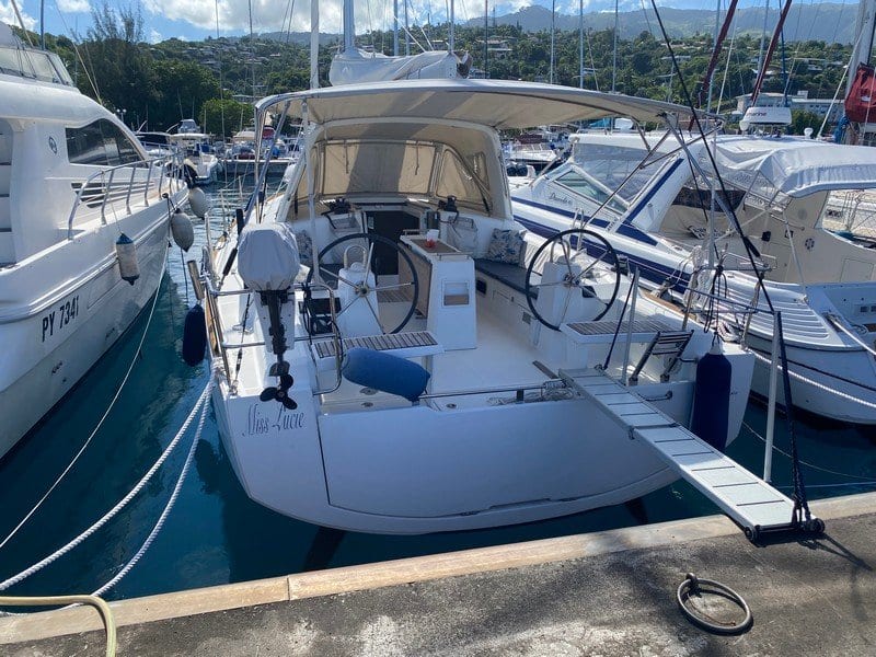 007oceanis 38 cruiser Miss Lucie