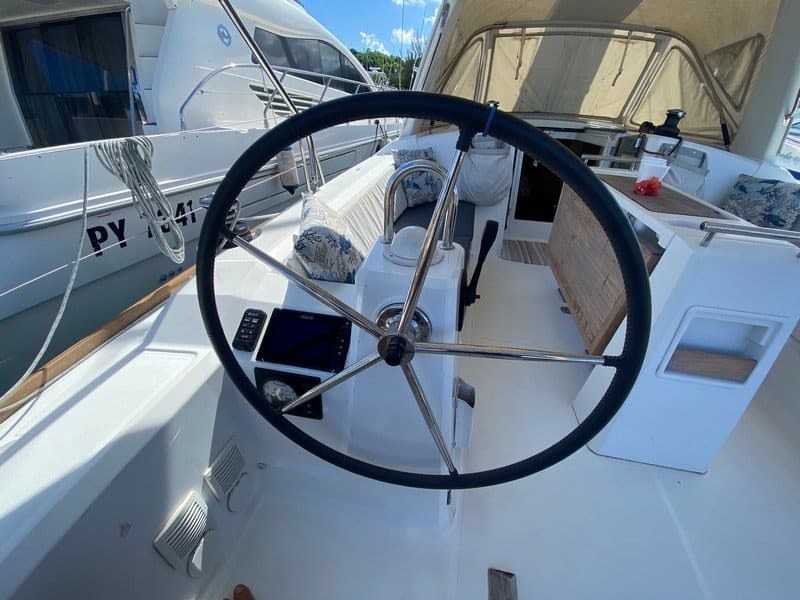 008oceanis 38 cruiser Miss Lucie