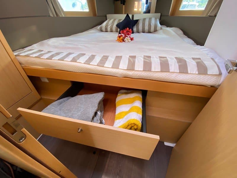 028oceanis 38 cruiser Miss Lucie