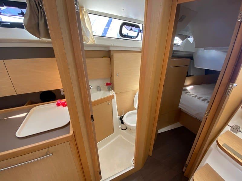 032oceanis 38 cruiser Miss Lucie