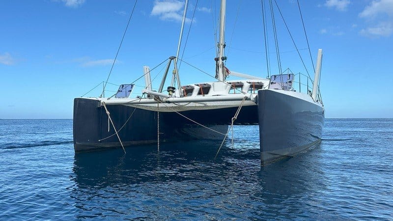 009 Performance Catamaran Contraste 44 – ZORBA