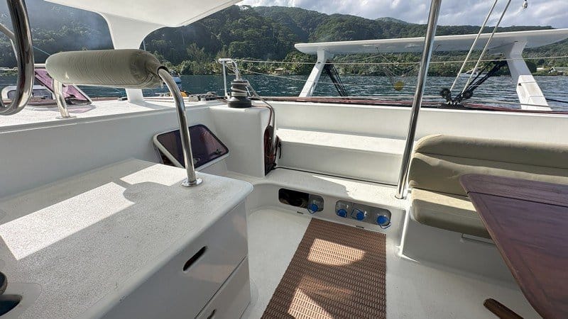 015 Performance Catamaran Contraste 44 – ZORBA