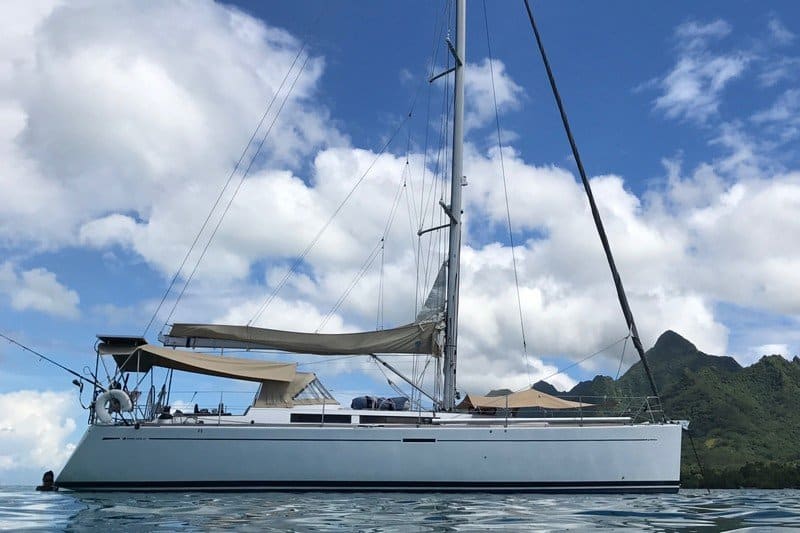 002 Grand Soleil 43 cruising racing yacht