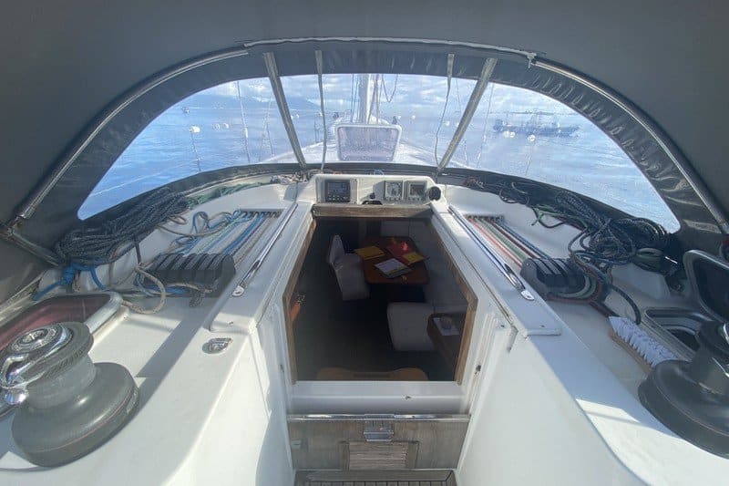 010 Grand Soleil 43 cruising racing yacht