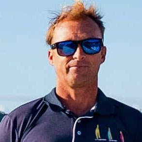 Sail Tahiti Beneteau dealership service manager