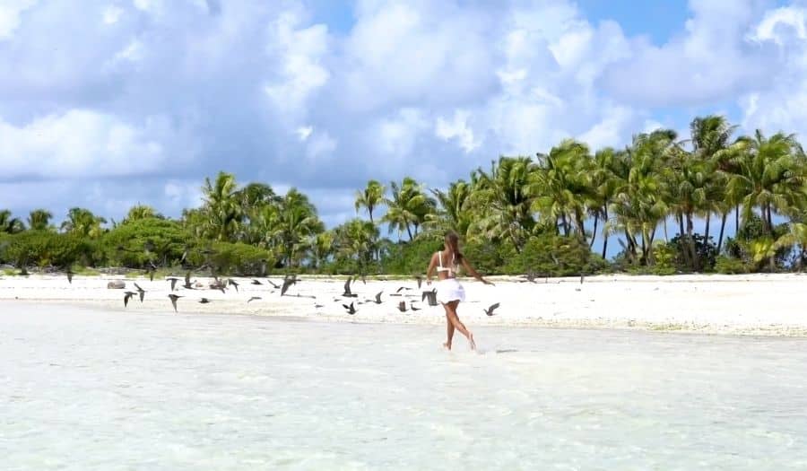 The atoll of Tetiaroa Going to Tetiaroa on your power boat